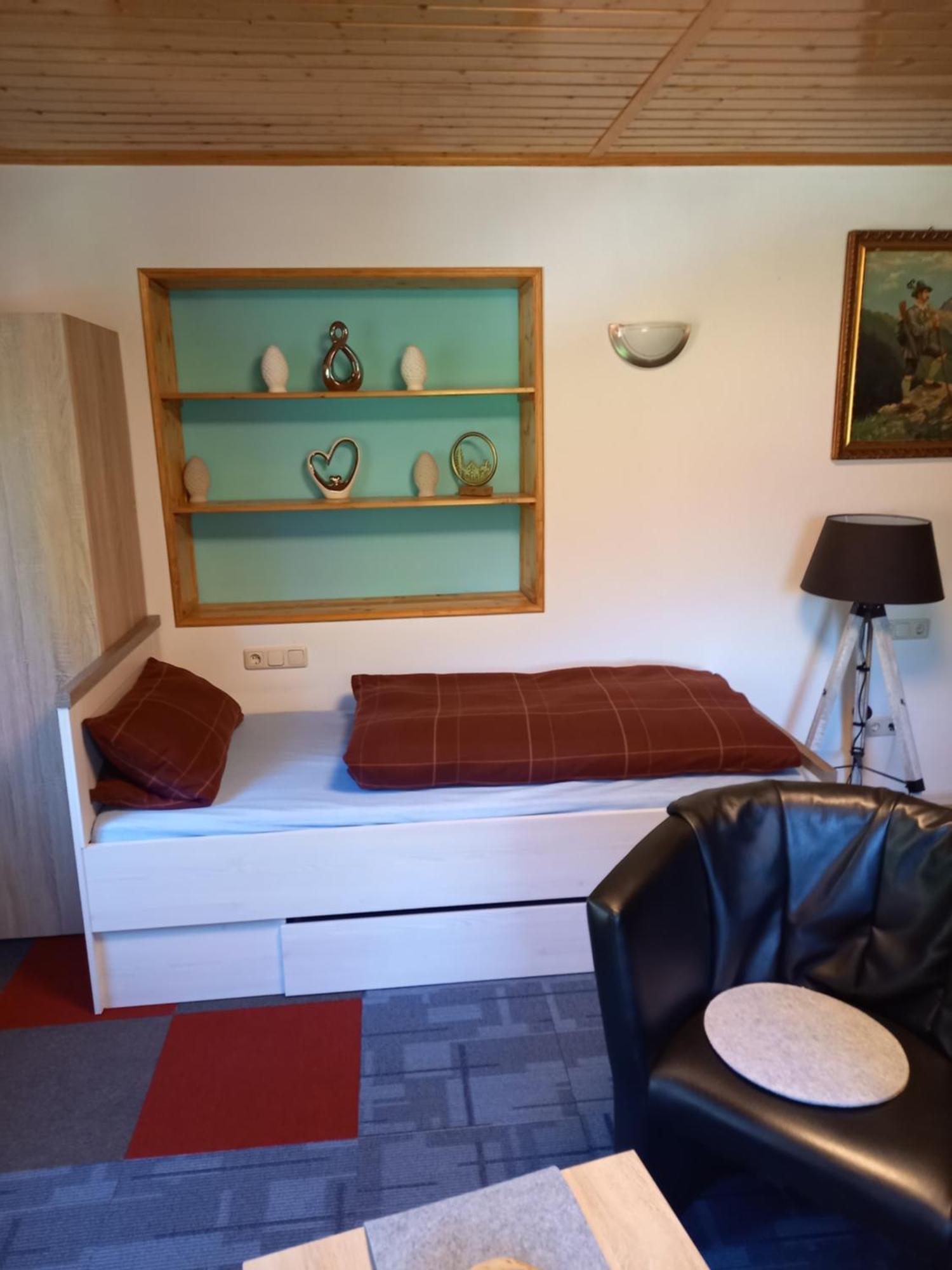 Monteur- Und Ferienwohnung Waldrauschen Fehrenbach Exterior foto